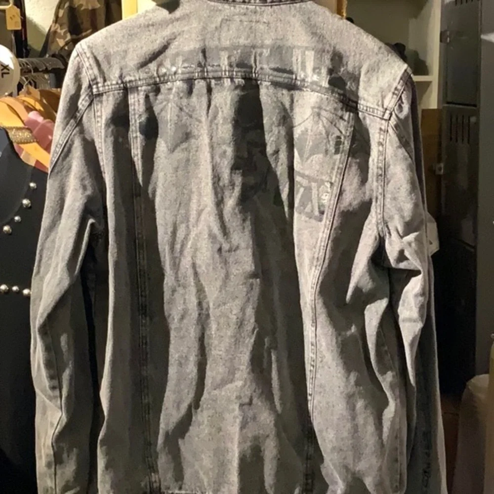 Avenged Sevenfold Men's Gray Denim Jacket Size Medium - Picture 3 of 4